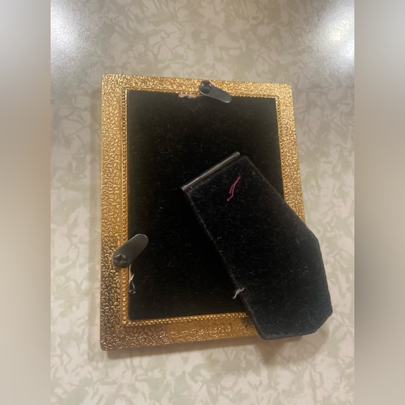 Vintage Enamel Small Frame #7142 - Picture 4 of 5